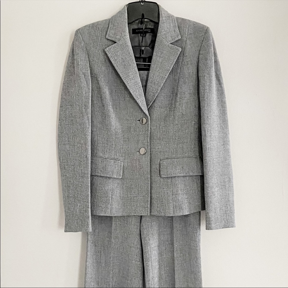 Ann Klein Light Gray Lined Pant Suit